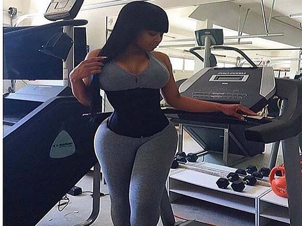 Celebrities Blac Chyna Waist Training